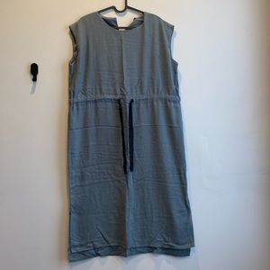 Long loose dress with waist line